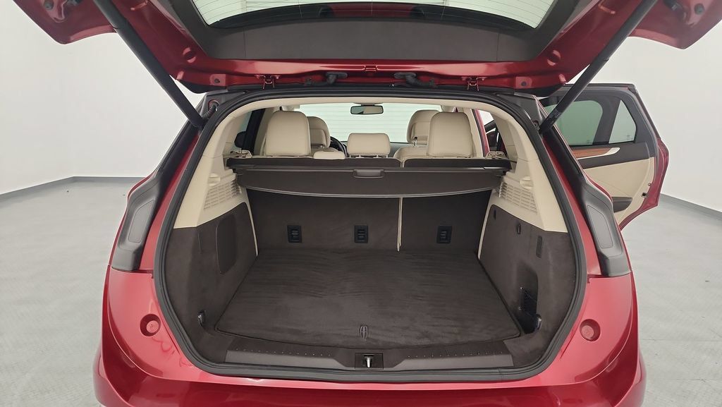 Used 2019 Lincoln MKC Select w/ Select Plus Package AWD/4WD image 24