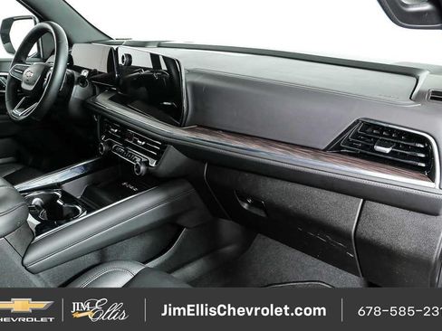 Certified 2025 Chevrolet Tahoe LT RWD image 21