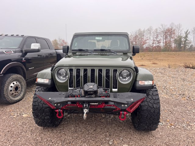Used 2022 Jeep Gladiator Overland w/ Trailer Tow Package AWD/4WD image 2