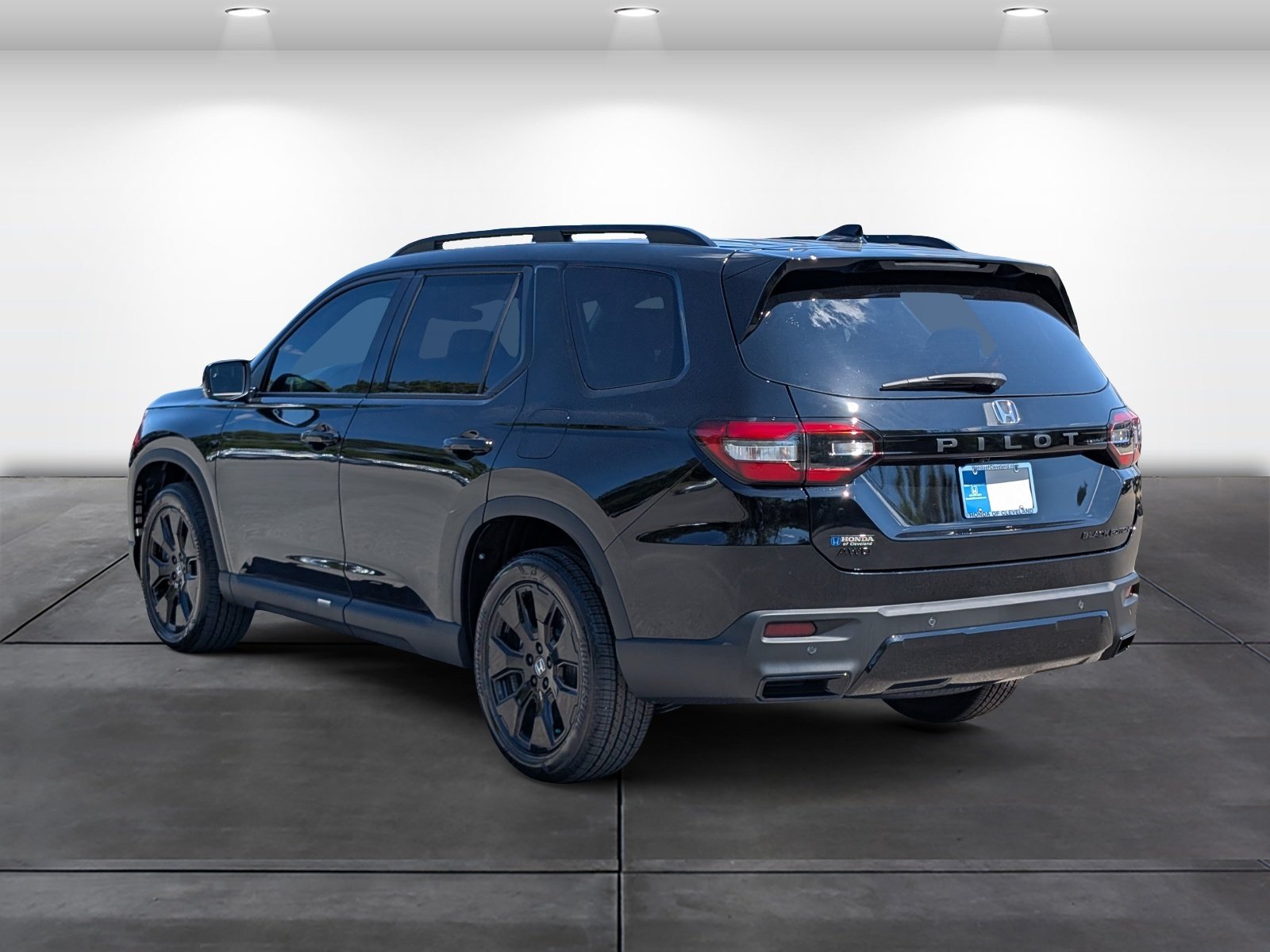 New 2026 Honda Pilot Black Edition image 3