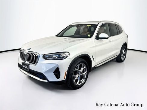 Used 2023 BMW X3 xDrive30i w/ Premium Package AWD/4WD image 3