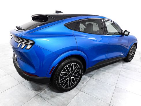 Used 2025 Ford Mustang Mach-E Premium AWD/4WD image 6