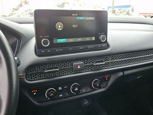 Used 2023 Honda HR-V Sport image 19