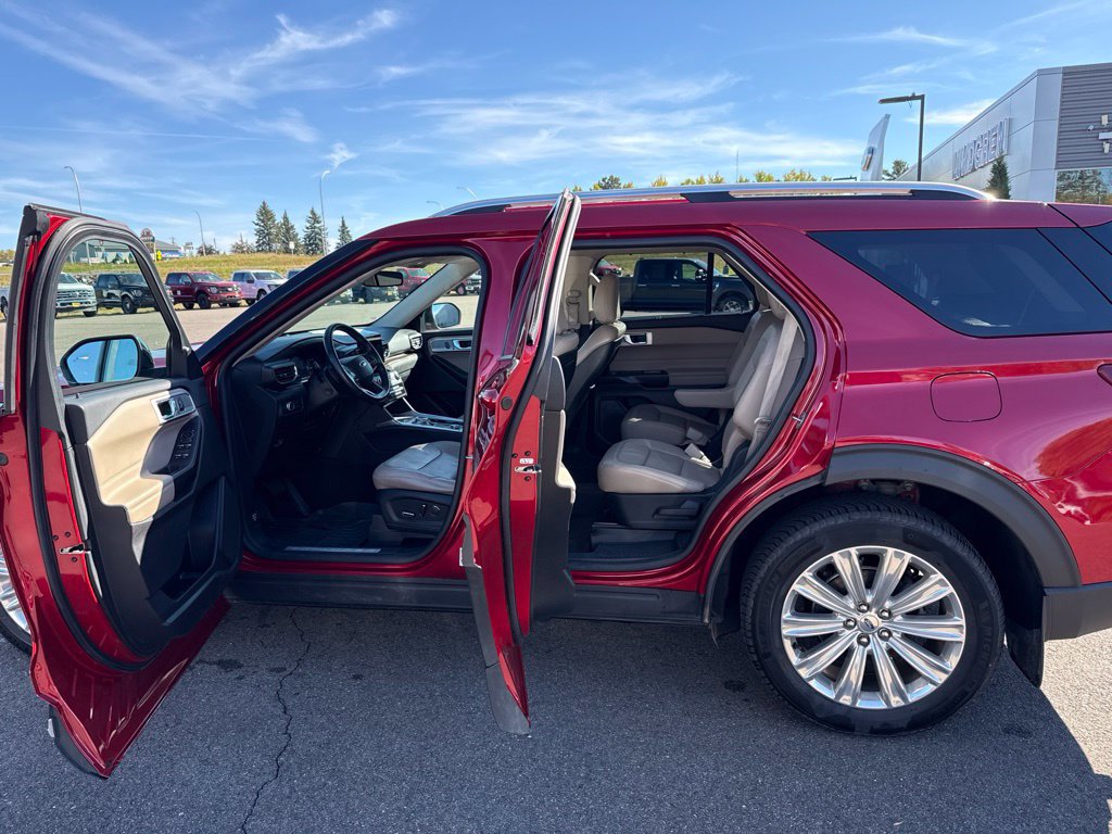 Used 2020 Ford Explorer Limited AWD/4WD image 9