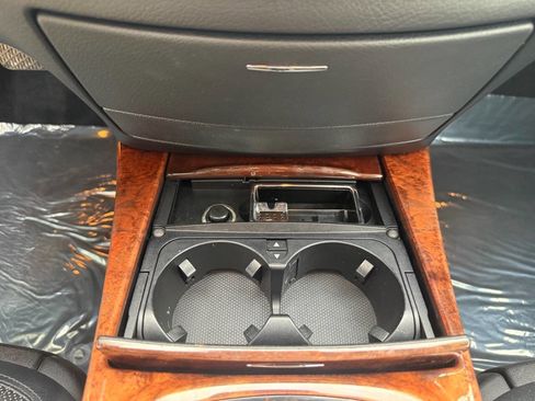 Used 2010 Mercedes-Benz S 550 4MATIC image 24