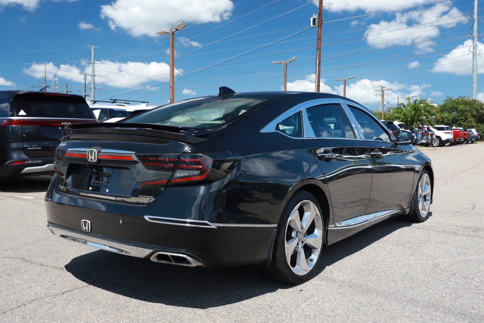 Used 2018 Honda Accord Touring image 5