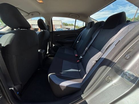 Used 2025 Nissan Versa SV FWD image 30