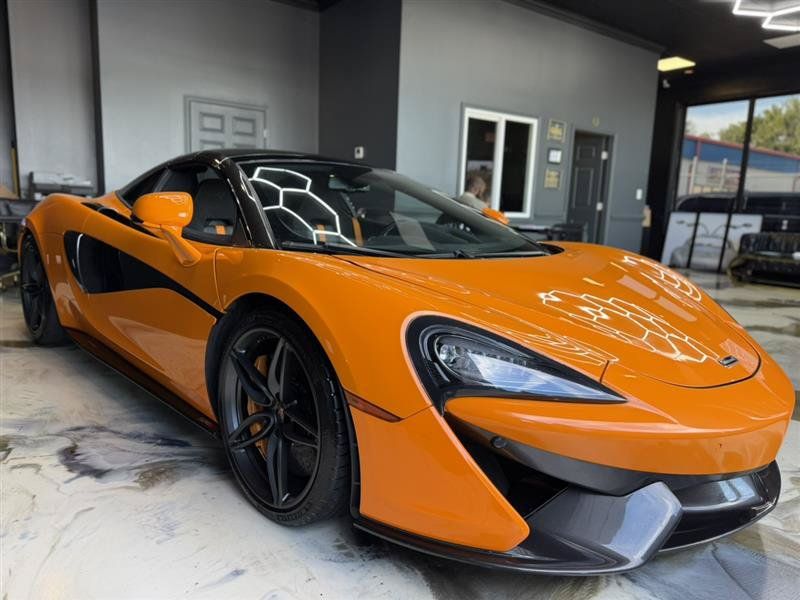 Used 2018 McLaren 570S Spider RWD image 50