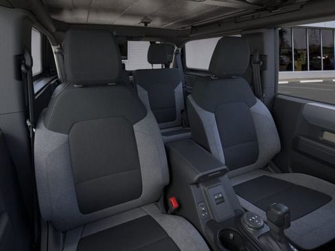 New 2025 Ford Bronco 2-Door AWD/4WD image 10