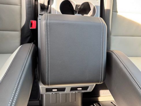 New 2025 INEOS Grenadier Fieldmaster Edition image 15