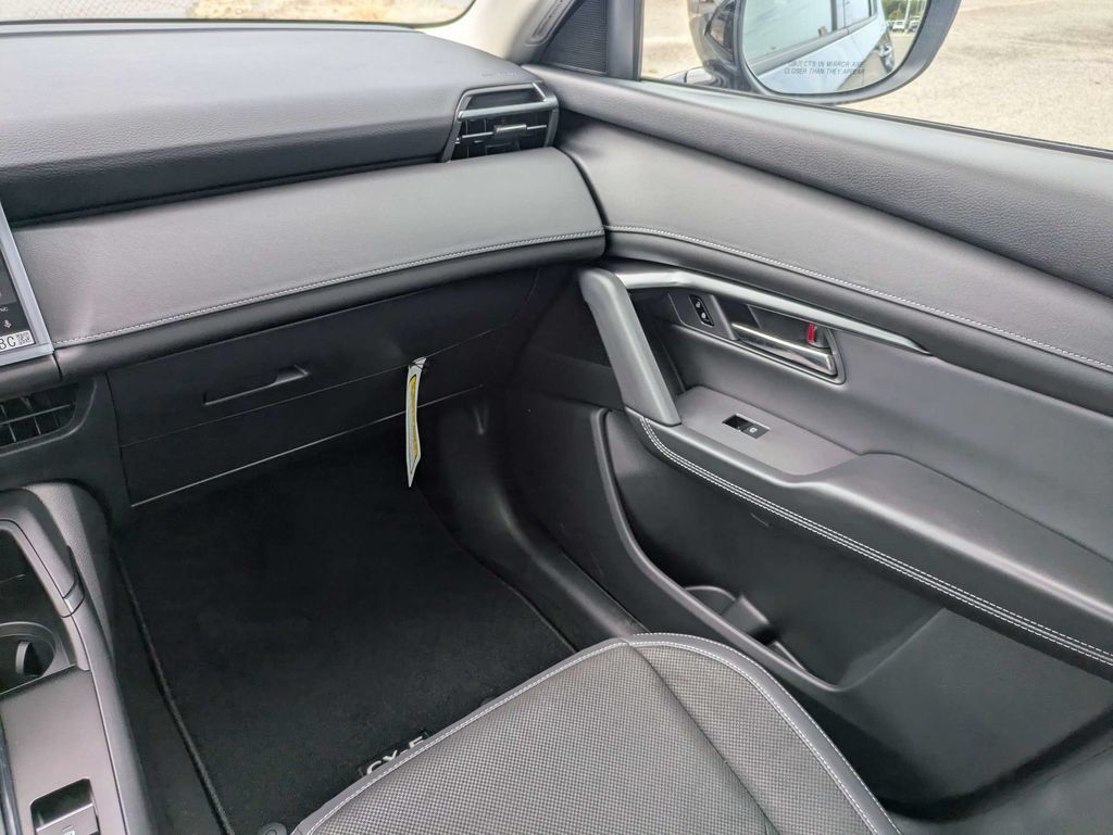 New 2026 MAZDA CX-5 Select AWD/4WD image 17