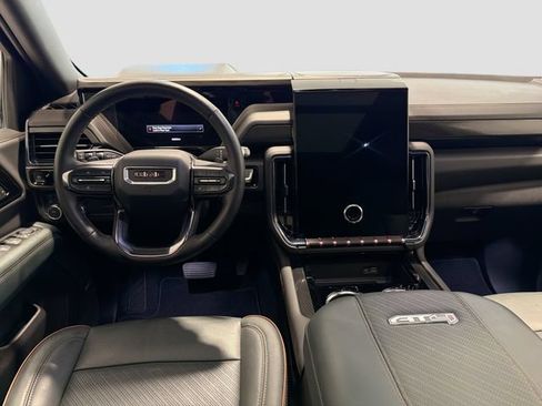 Certified 2025 GMC Yukon XL AT4 w/ AT4 Premium Package AWD/4WD image 21