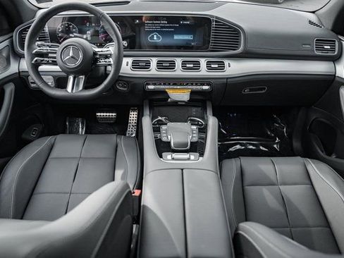 New 2026 Mercedes-Benz GLS 580 4MATIC image 21