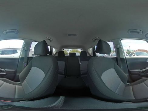 Used 2025 Kia Soul LX w/ LX Technology Package FWD image 41