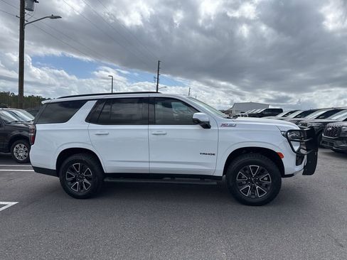 Used 2022 Chevrolet Tahoe Z71 w/ Luxury Package image 1