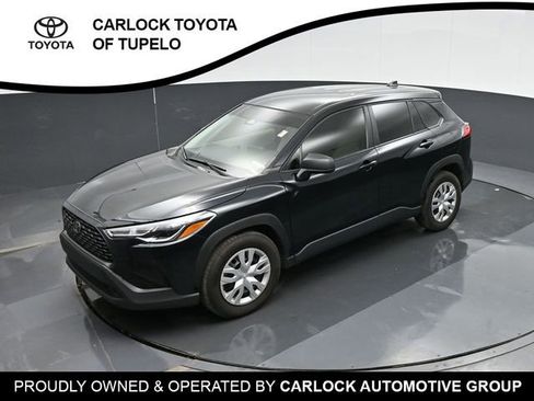 Used 2025 Toyota Corolla Cross L FWD image 39
