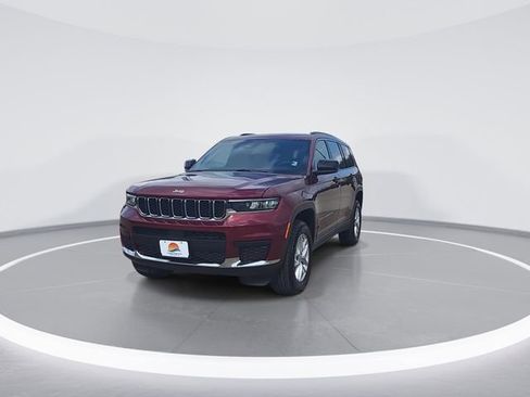 New 2026 Jeep Grand Cherokee L Laredo image 3