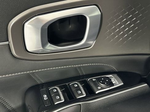 Used 2022 Kia Sorento SX image 13