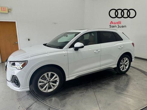 Certified 2025 Audi Q3 2.0T Premium w/ Convenience Package AWD/4WD image 35