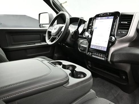 New 2026 RAM 2500 Tradesman AWD/4WD image 13