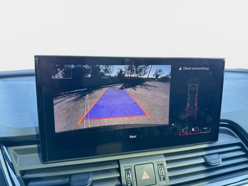 Used 2025 Audi Q5 2.0T Premium w/ Convenience Plus Package image 24