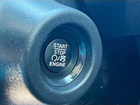 Used 2023 RAM ProMaster 2500 FWD image 23