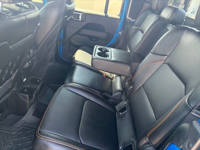 Used 2023 Jeep Gladiator Mojave w/ LED Lighting Group AWD/4WD image 11