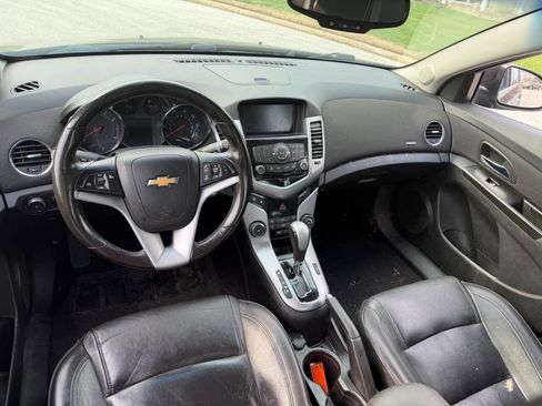 Used 2014 Chevrolet Cruze LTZ image 9