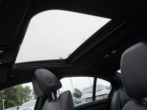 Used 2021 BMW M340i xDrive w/ Driving Assistance Package AWD/4WD image 17