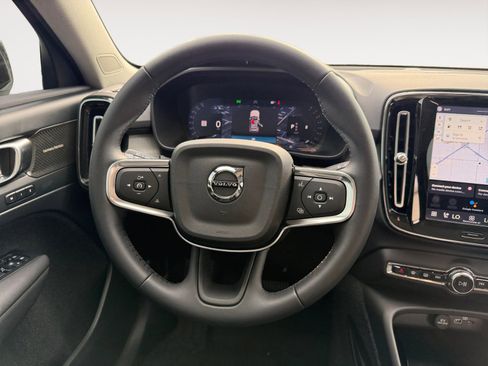 New 2026 Volvo XC40 B5 Ultra w/ Protection Package Premier image 11