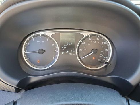 Certified 2025 Nissan Kicks Play S image 27