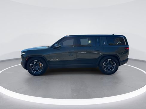 Used 2024 Rivian R1S Adventure image 5