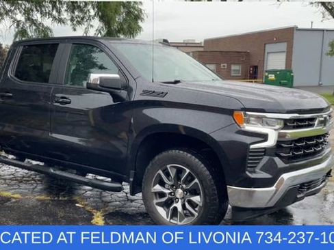 Used 2022 Chevrolet Silverado 1500 LT image 9