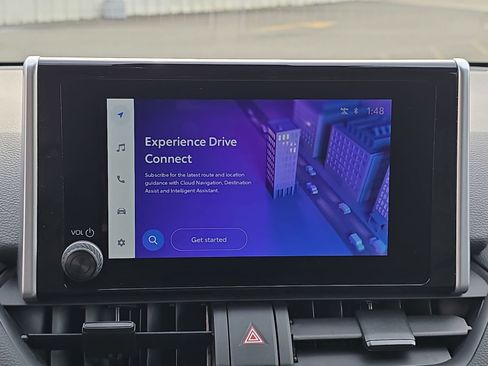 Used 2025 Toyota RAV4 XLE image 28