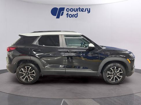 Used 2025 Chevrolet TrailBlazer ACTIV w/ Driver Confidence Package AWD/4WD image 8