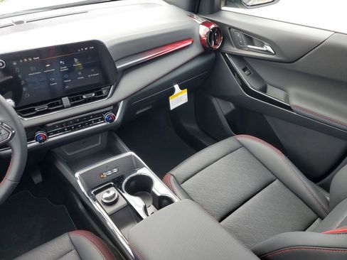 New 2026 Chevrolet Equinox RS AWD/4WD image 15