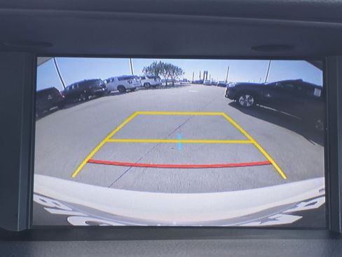 Used 2016 Lexus ES 300h image 23