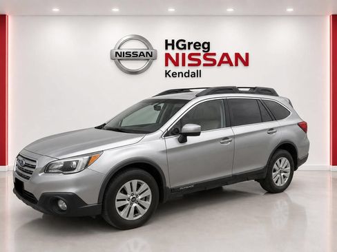 Used 2015 Subaru Outback 2.5i Premium AWD/4WD image 2