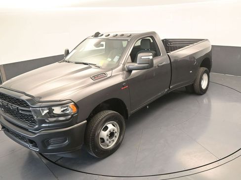 Used 2024 RAM 3500 Tradesman image 39