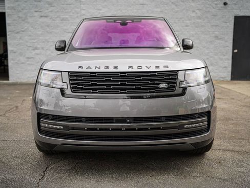 Used 2023 Land Rover Range Rover SE image 5