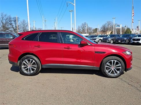 Used 2020 Jaguar F-PACE Premium image 7