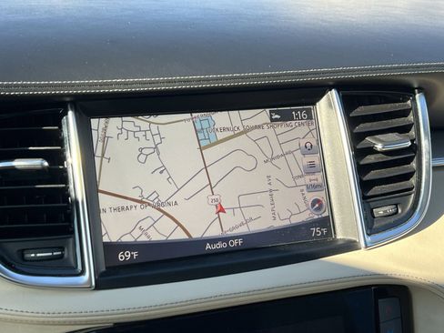 Used 2019 INFINITI QX50 Luxe w/ Navigation Package image 21