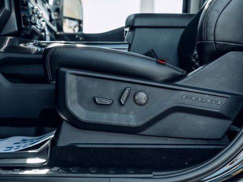 New 2026 Ford F250 Lariat w/ Black Appearance Package image 21