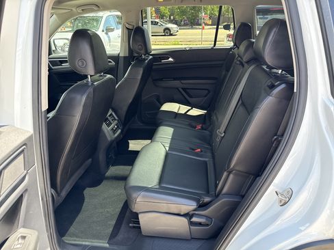 Used 2018 Volkswagen Atlas SEL AWD/4WD image 10
