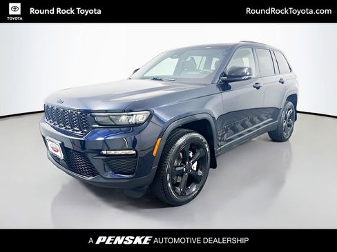 Used 2024 Jeep Grand Cherokee Limited w/ Black Appearance Package AWD/4WD image 1