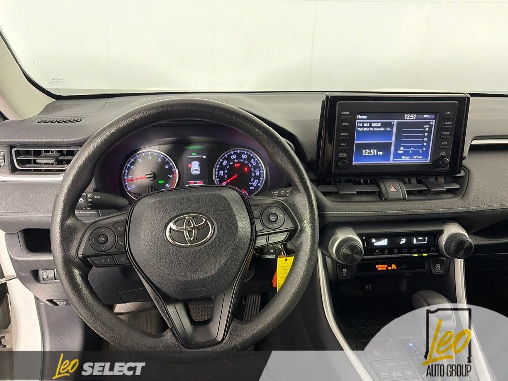 Used 2019 Toyota RAV4 LE w/ All Weather Liner Package AWD/4WD image 15