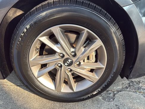 Used 2020 Kia Optima LX FWD image 23