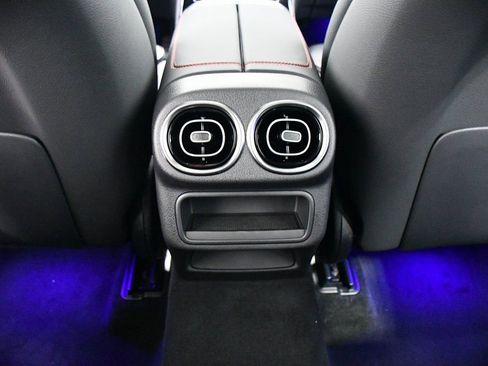 New 2026 Mercedes-Benz GLC 43 AMG 4MATIC image 17