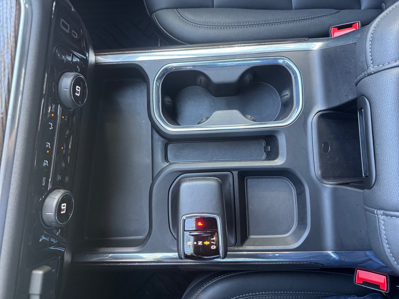Used 2026 Chevrolet Silverado 1500 LT Trail Boss w/ Convenience Package II AWD/4WD image 33