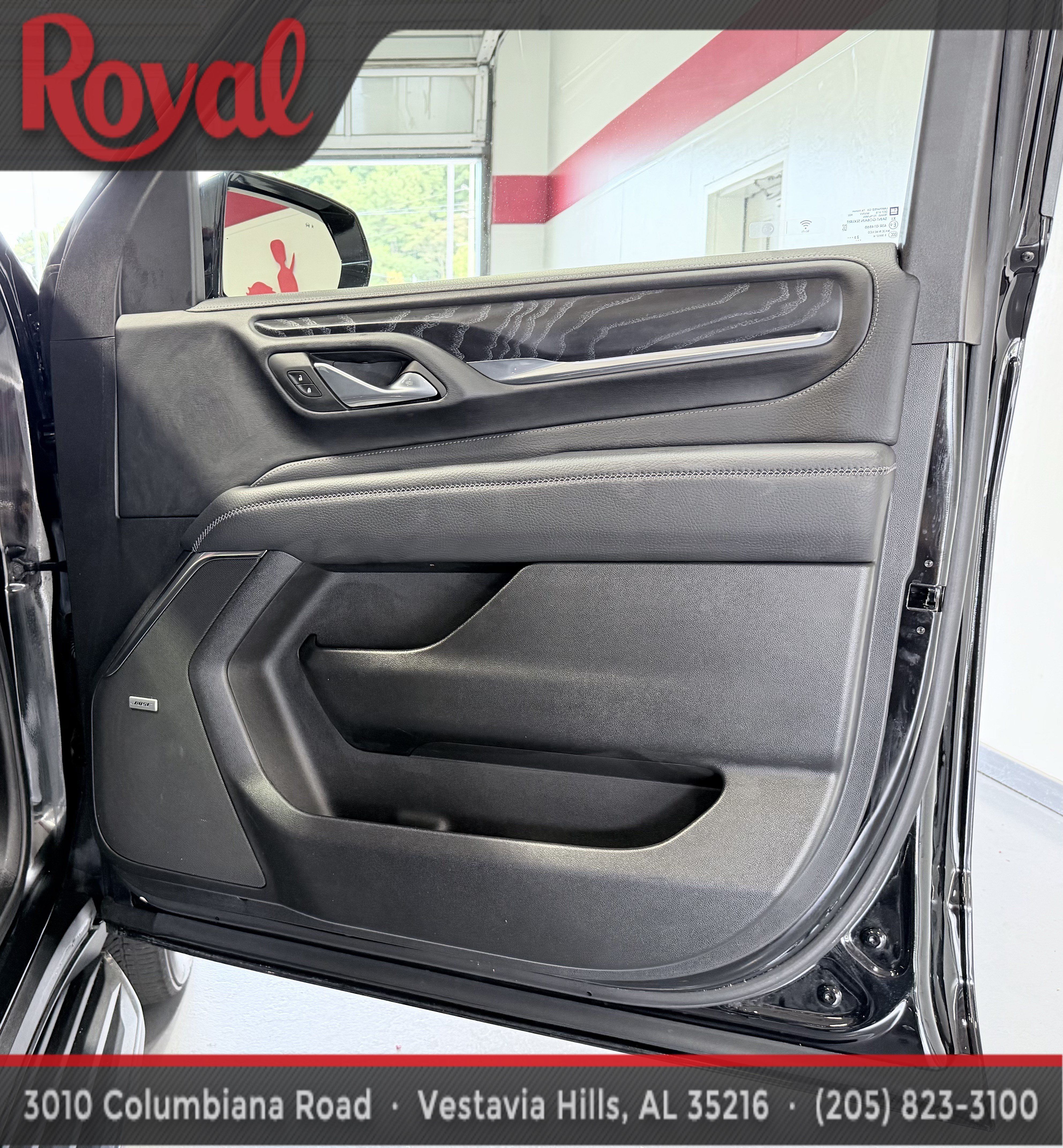 Used 2024 GMC Yukon XL Denali RWD image 17